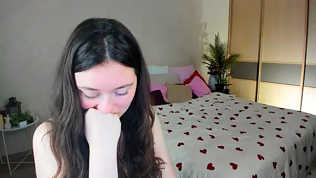 AlluringLookk live