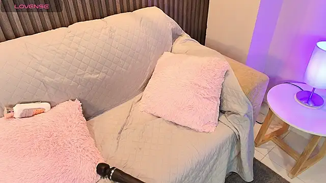 emily_sweett24 live