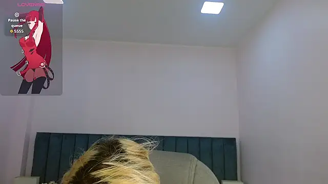 april_bunnyy live