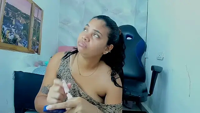 EllyBloom live