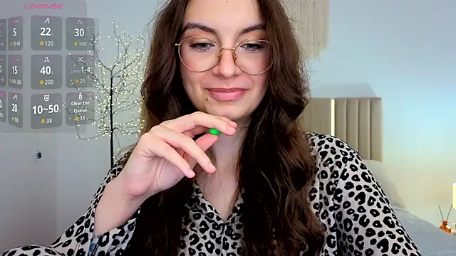 Real_cutie1 live