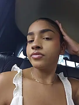 Milu_Luthor live