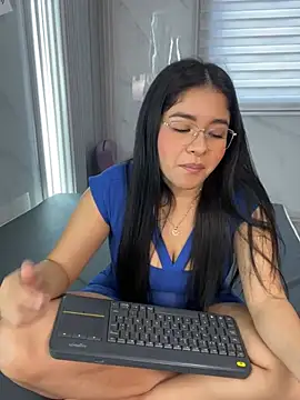ValentinaLuciana live