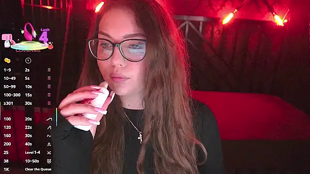 LuxSopphia live