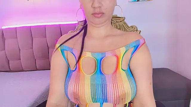 ValentinaJaramilloo live
