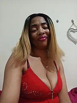SEXYMOANSXX live