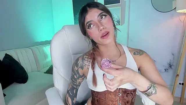 gamora_evans live