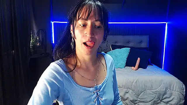 Sophia_w_ live