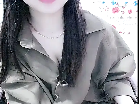 Emilysexy_cut live