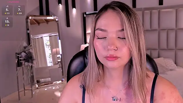 HaleyGreen1 live