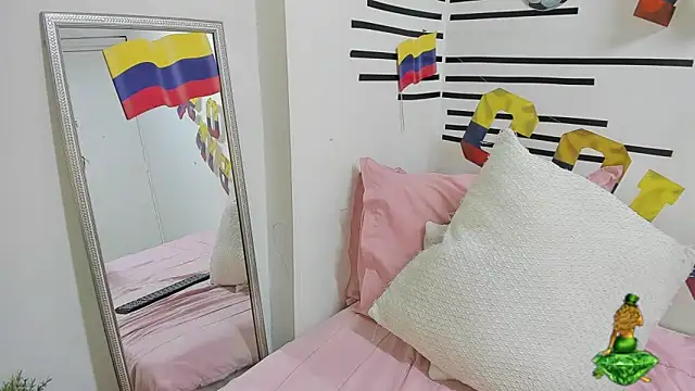 LindaCatalina_ live