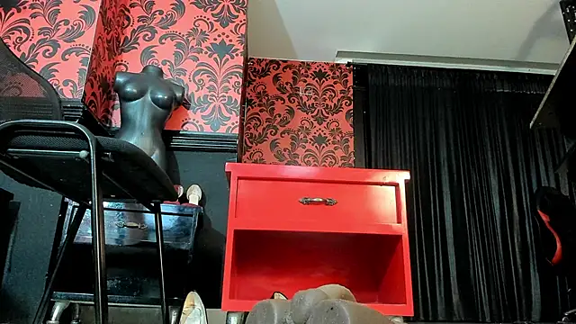 Miss_KathyFox live