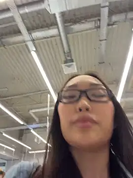 trytomakememoam live