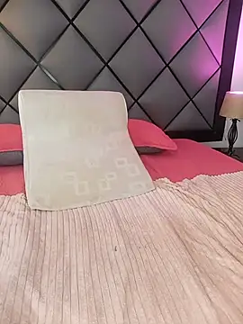 ELLA_KELLY live
