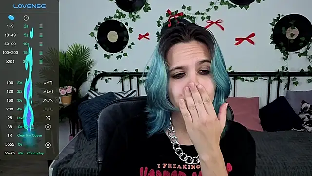 LiraBelle live
