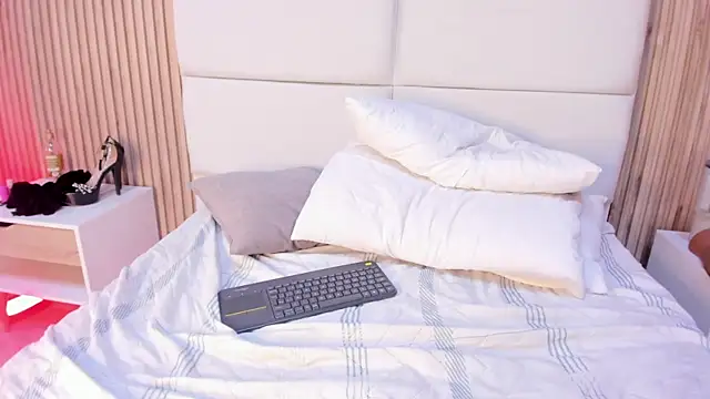 rachell_queen_ live