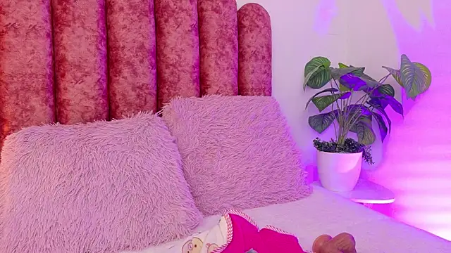 CamilleBlair_ live