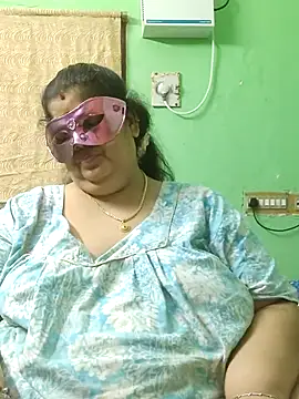 tamilthanushri live