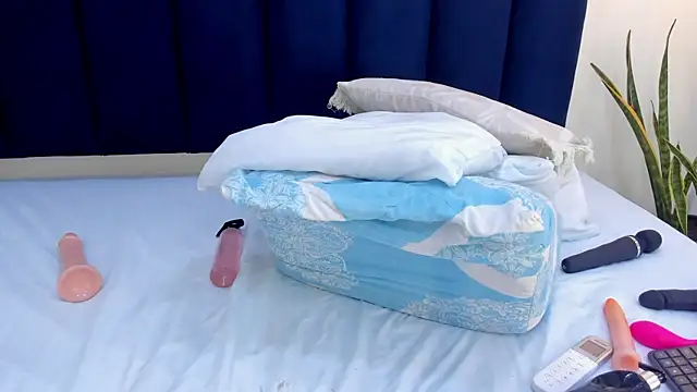 mayaevansmg live