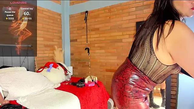 Victoria_Wilde_ live