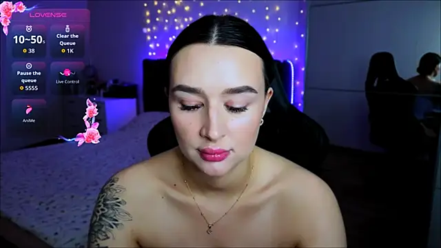 Veronica_Larsson live