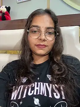 Himani_0122 live