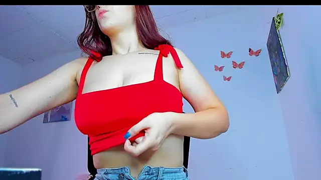 Laura_Ivy live