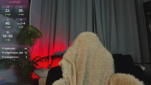 KittyNuarr live