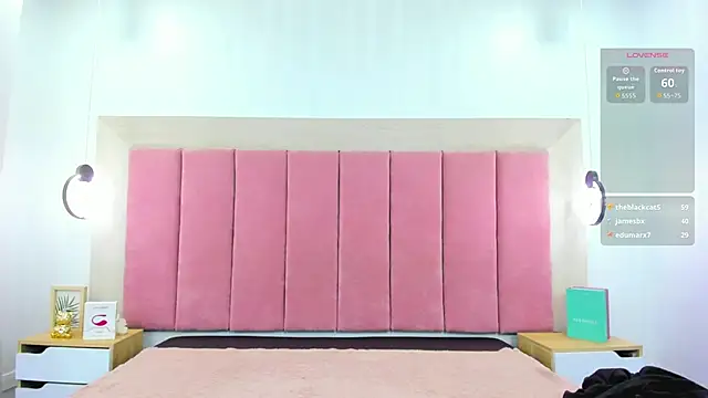 Helenn_Moore live