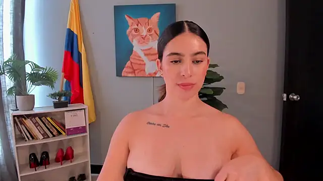 LiaPearce live