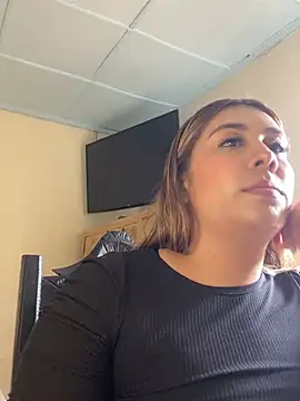 _BellaSmith_ live