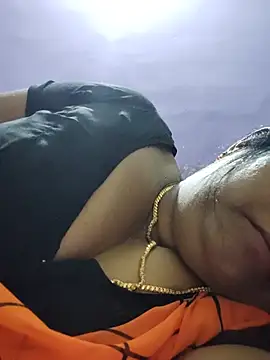 yamini1431 live