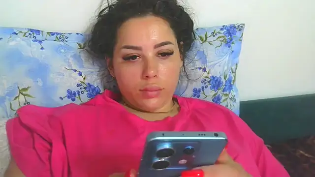 LovelyJulliette live