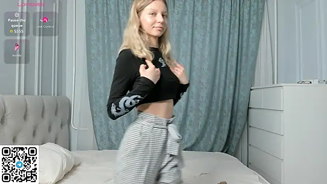 Janet_Johnson live