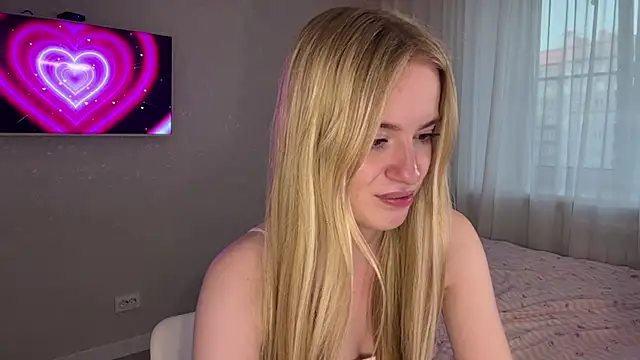 Between_Eeys live
