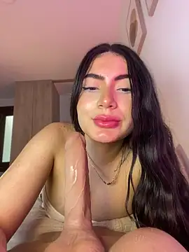 Mia_222 live