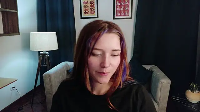 Emily_Cherry_ live