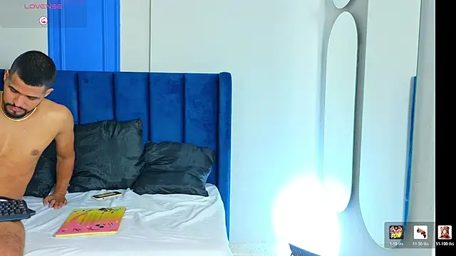 CURVYANDKING_CR live