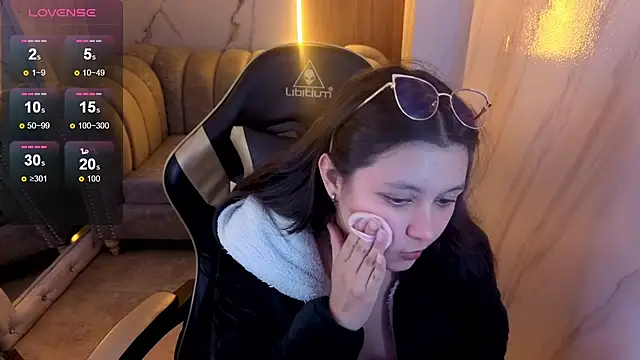 HoneyDoll_tf live