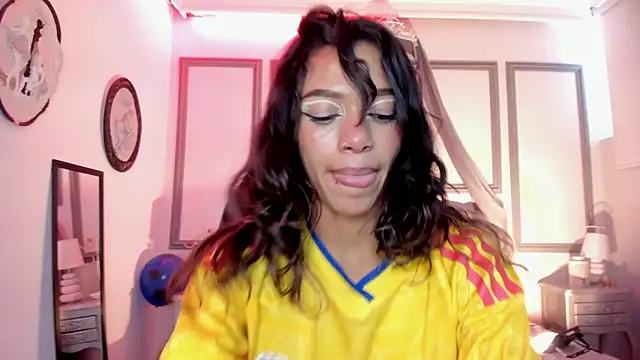 Britney_Collins_ live