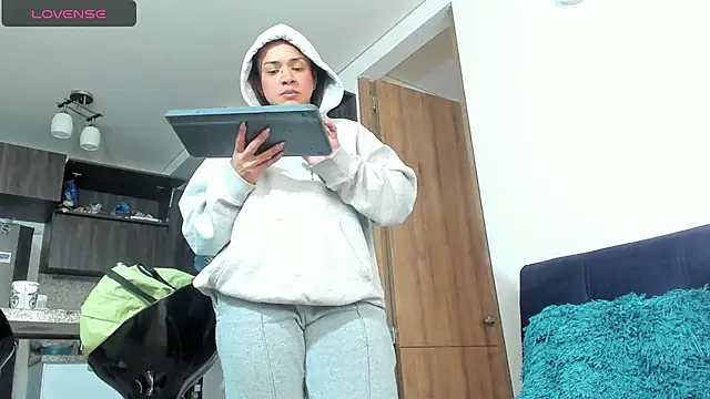 Bessie32 live