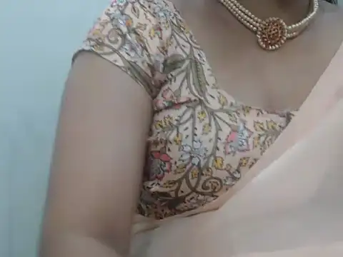Lovely_Siri_23 live