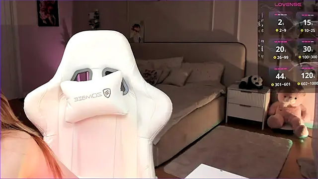 Frau_Lina live