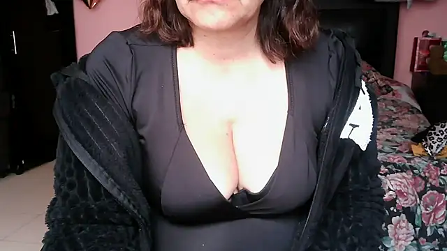 BiancaSteel live