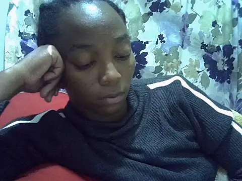 ElianeHot live