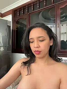 Esmerald_1111 live