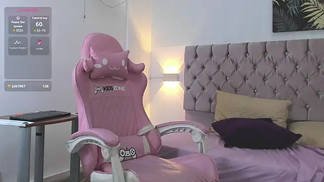 nicole_stevens live