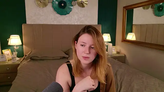 Laura_Stellar live