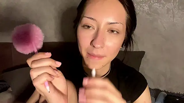 CarolynHale live