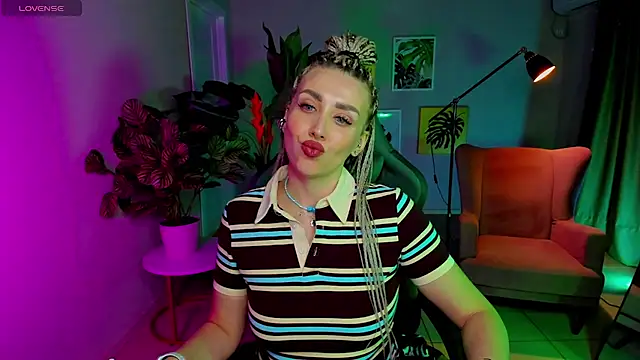 MonicaRiley live